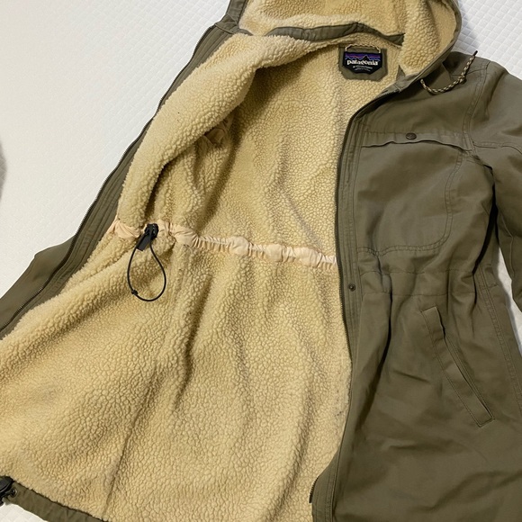Patagonia W Insulated Prairie Dawn Parka - Picture 2 of 4